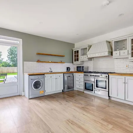 Old Post Office Apartamento *